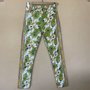 BDG/URBAN OUTFITTERS/BAROQUE PRINT JEANS/HI-RISE CROP/SZ25. YELLOW GREEN GOLD ON